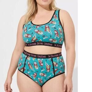 Torrid Plus Size 6 Disney Nightmare Before Christmas Bra and Brief Panties Set